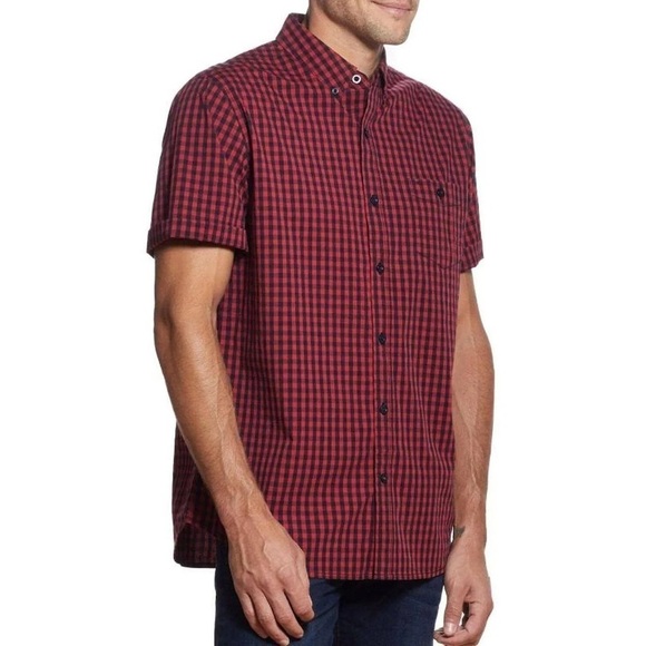 216. Weatherproof Men's Woven Comfort Stretch Short Sleeve Button Down Shirt - Picture 1 of 8